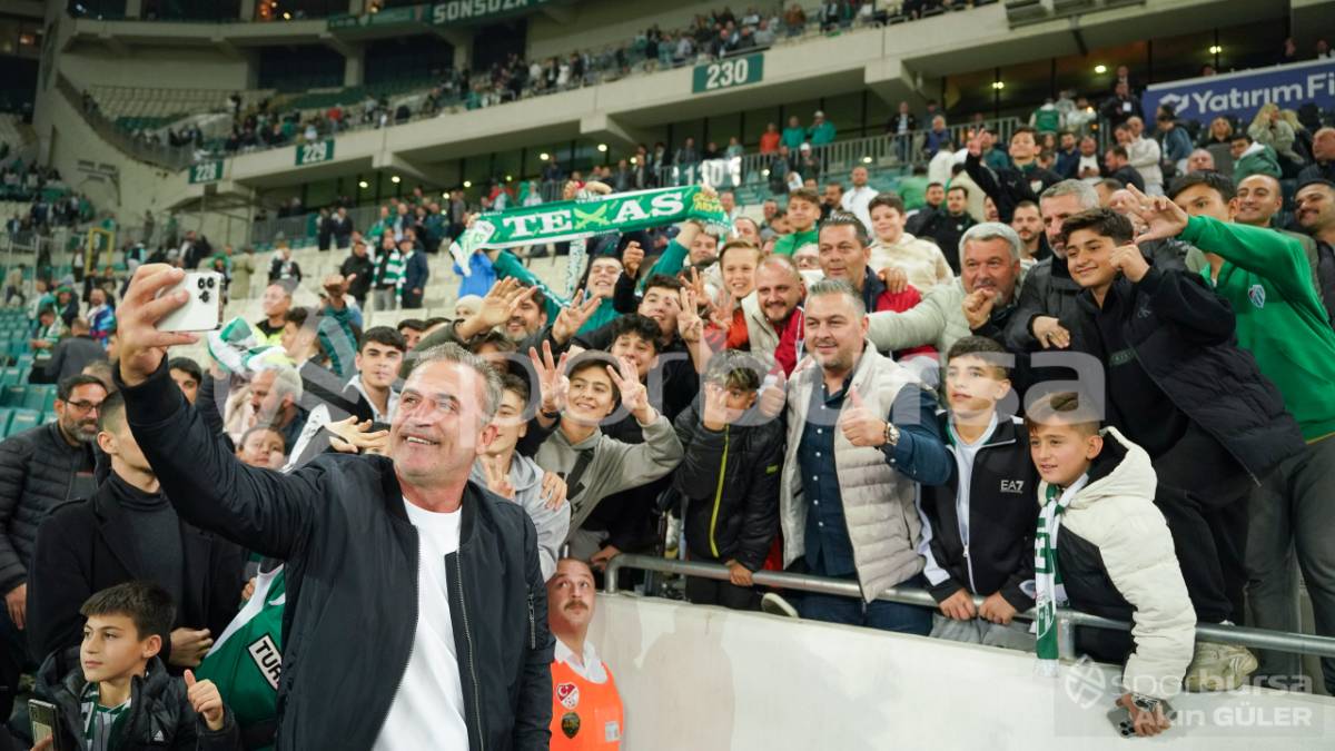 BURSASPOR - MENEMEN FK MAÇ FOTOĞRAFLARI
