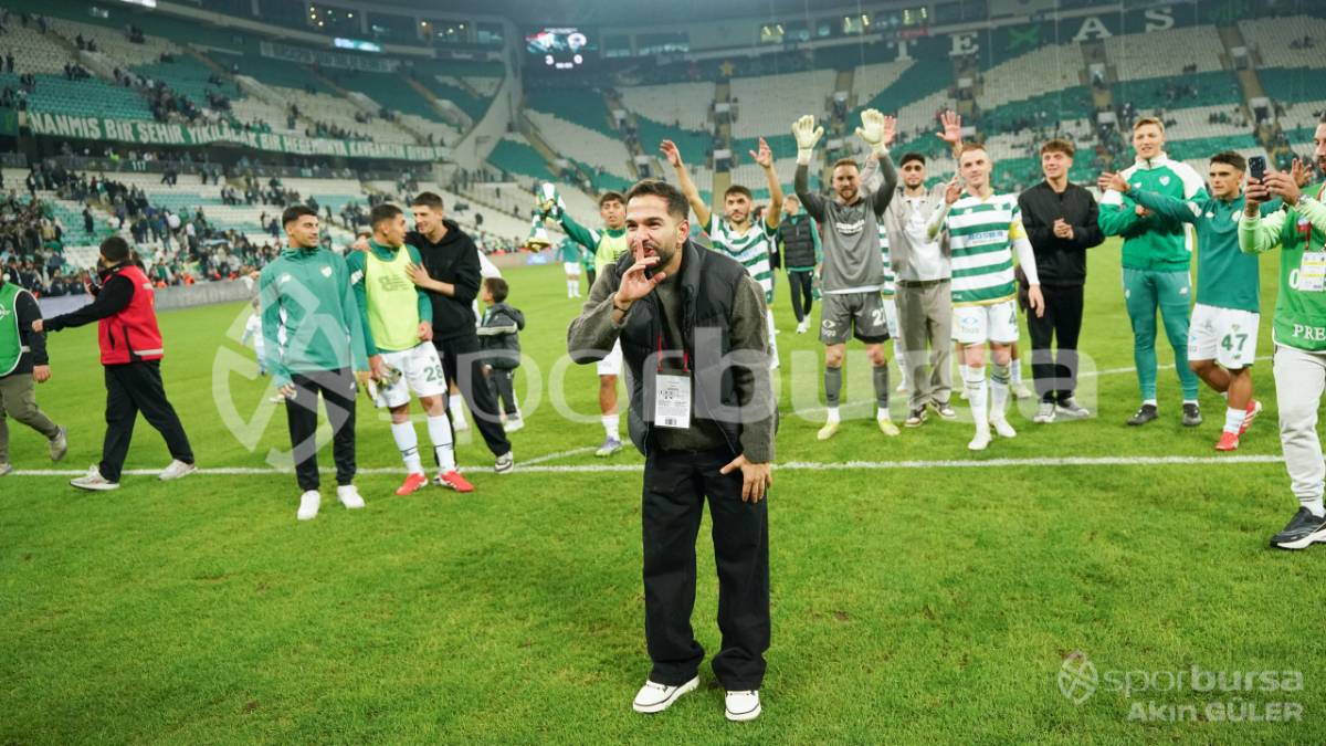 BURSASPOR - MENEMEN FK MAÇ FOTOĞRAFLARI
