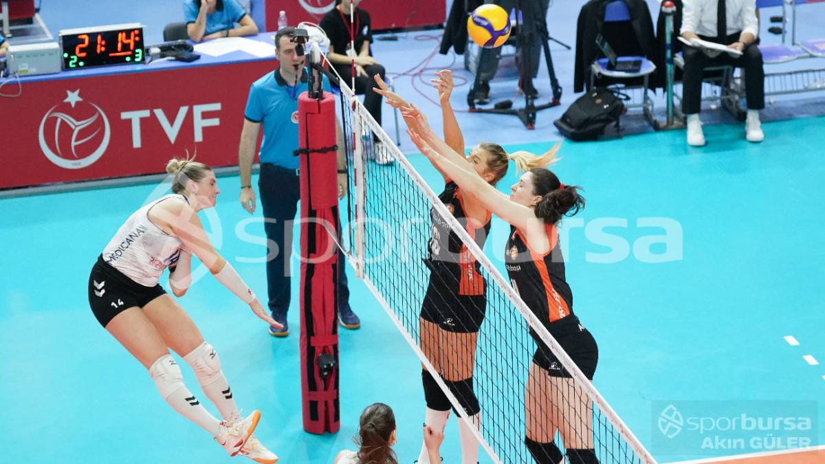 NİLÜFER BELEDİYESPOR EKER - ECZACIBAŞI MAÇI FOTOĞRAFLARI