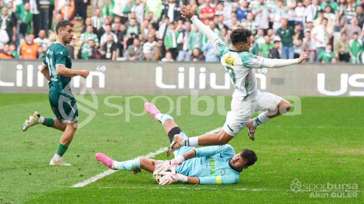 BURSASPOR - KIRKLARELİSPOR MAÇI FOTOĞRAFLARI