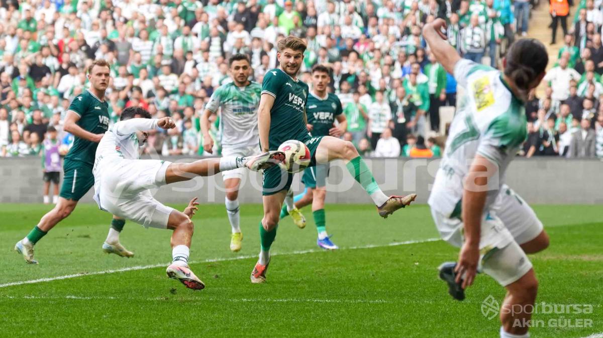 BURSASPOR - KIRKLARELİSPOR MAÇI FOTOĞRAFLARI