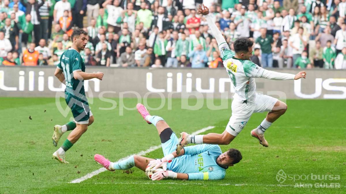 BURSASPOR - KIRKLARELİSPOR MAÇI FOTOĞRAFLARI