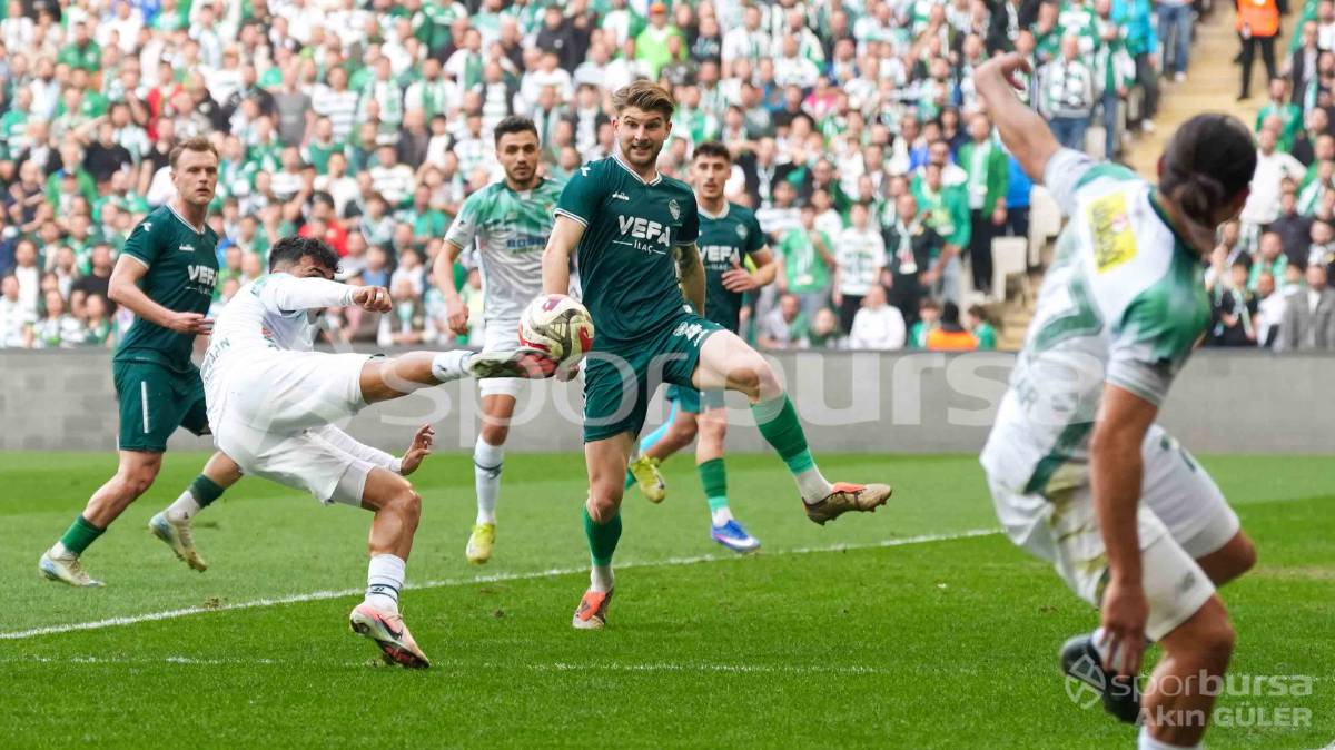 BURSASPOR - KIRKLARELİSPOR MAÇI FOTOĞRAFLARI