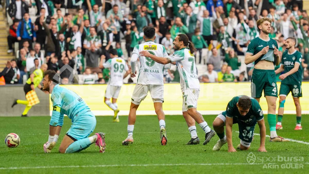 BURSASPOR - KIRKLARELİSPOR MAÇI FOTOĞRAFLARI