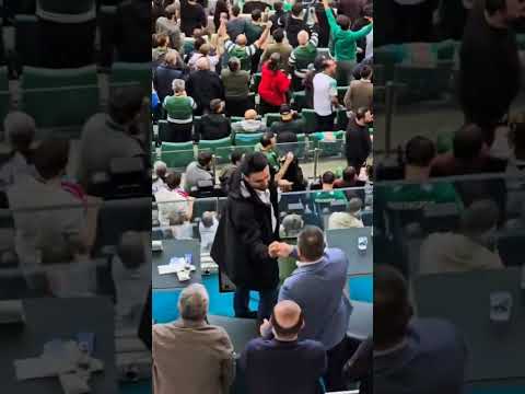 Bursaspor Başkanı Enes Çelik golden sonra böyle sevindi! 🐊 #sporbursatr #bursaspor #enesçelik