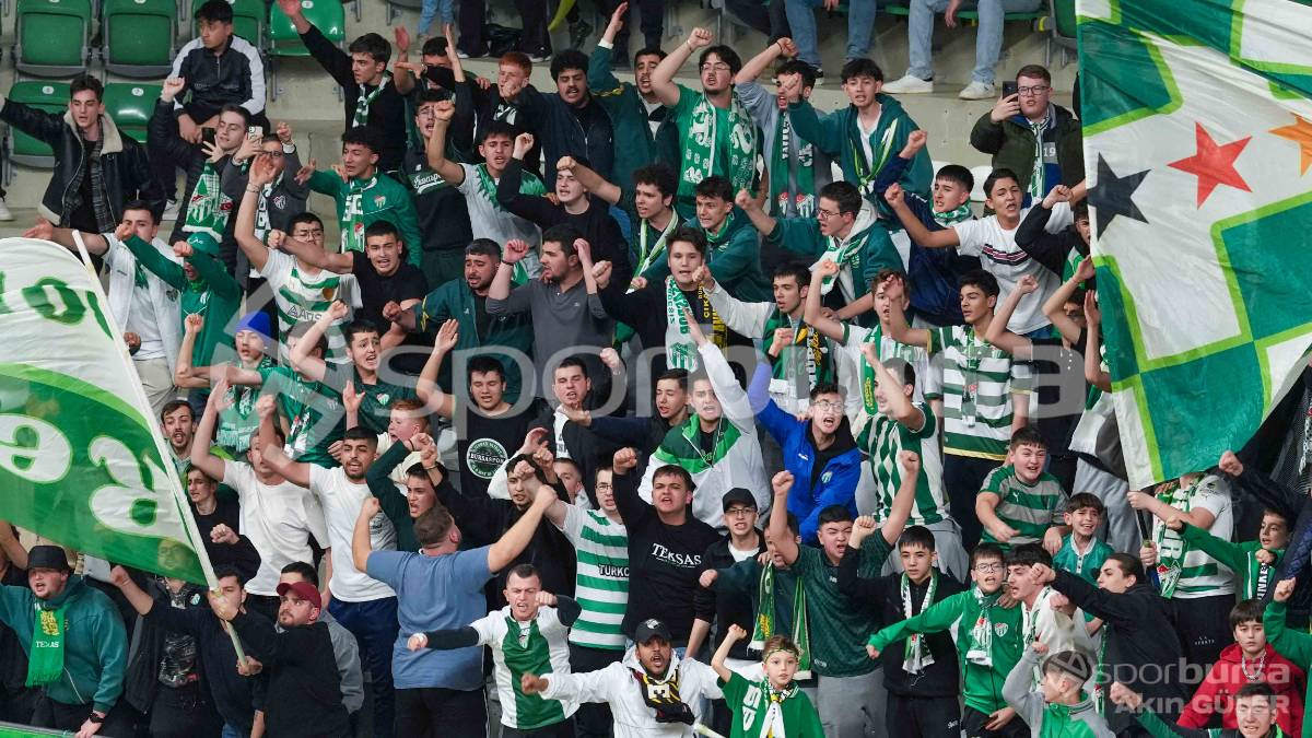 BURSASPOR - BEŞİKTAŞ MAÇI FOTOĞRAFLARI