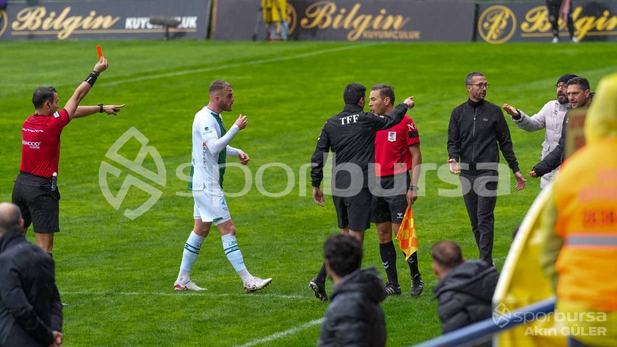 MENEMEN FK - BURSASPOR MAÇ FOTOĞRAFLARI