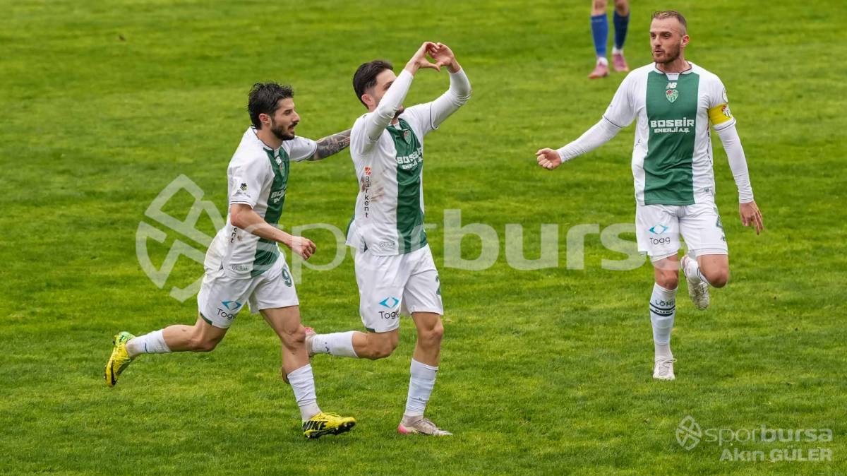 MENEMEN FK - BURSASPOR MAÇ FOTOĞRAFLARI