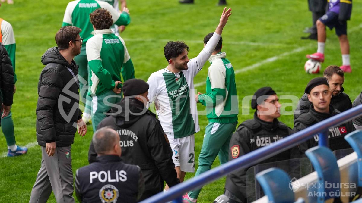 MENEMEN FK - BURSASPOR MAÇ FOTOĞRAFLARI