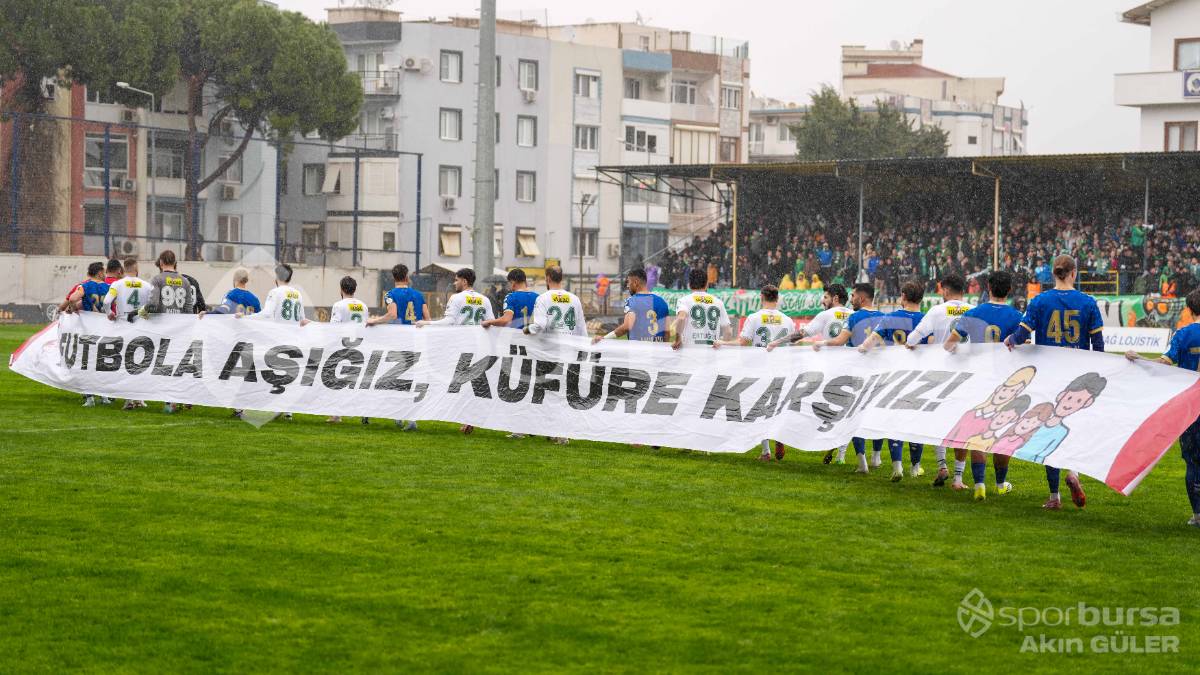 MENEMEN FK - BURSASPOR MAÇ FOTOĞRAFLARI