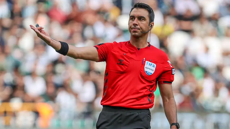 Bursalı hakem Arda Kardeşler’den flaş karar!