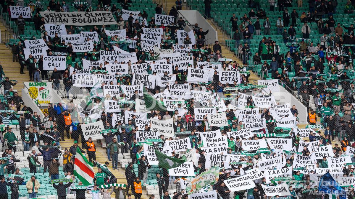 BURSASPOR - AKSARAY BELEDİYESPOR MAÇ FOTOĞRAFLARI