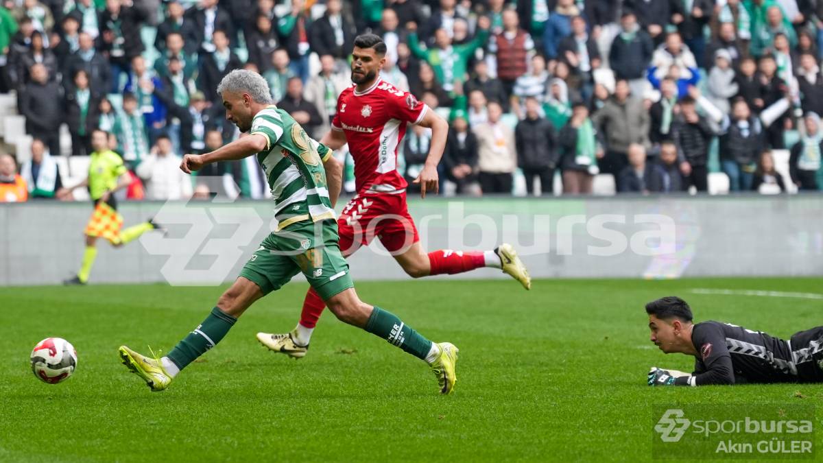 BURSASPOR - AKSARAY BELEDİYESPOR MAÇ FOTOĞRAFLARI