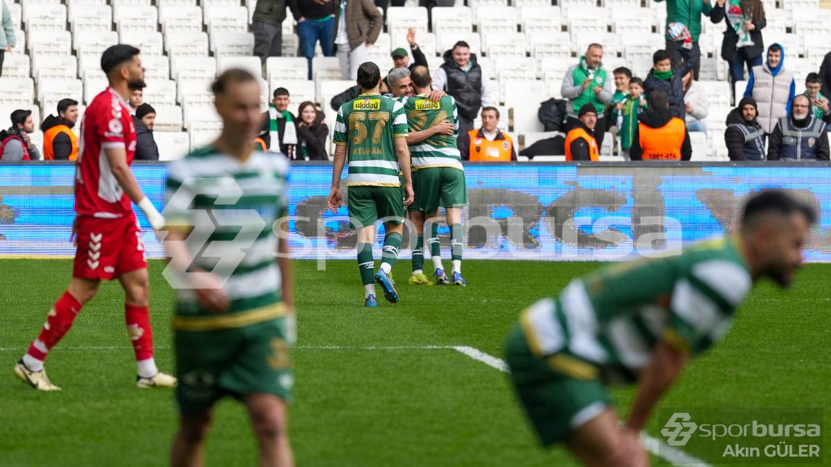 BURSASPOR - AKSARAY BELEDİYESPOR MAÇ FOTOĞRAFLARI