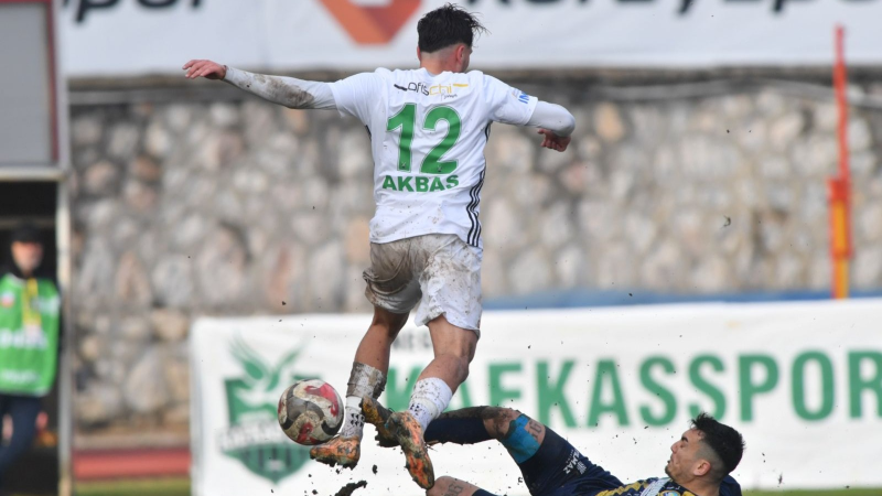 Kafkasspor kazanamadı ama yine lider