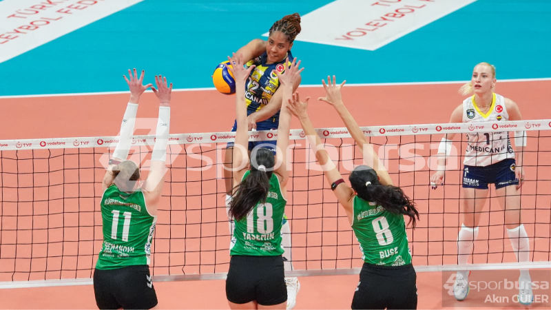 Nilüfer Belediyespor Fener’i geçemedi! Gözler play-off’ta