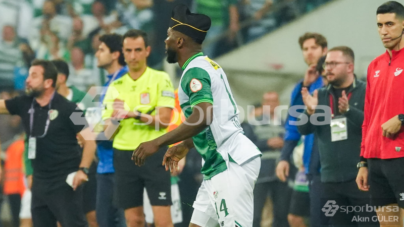 Iheanacho’dan bir vefalı davranış daha… Selim Kurtulan’ın çocuklarına...
