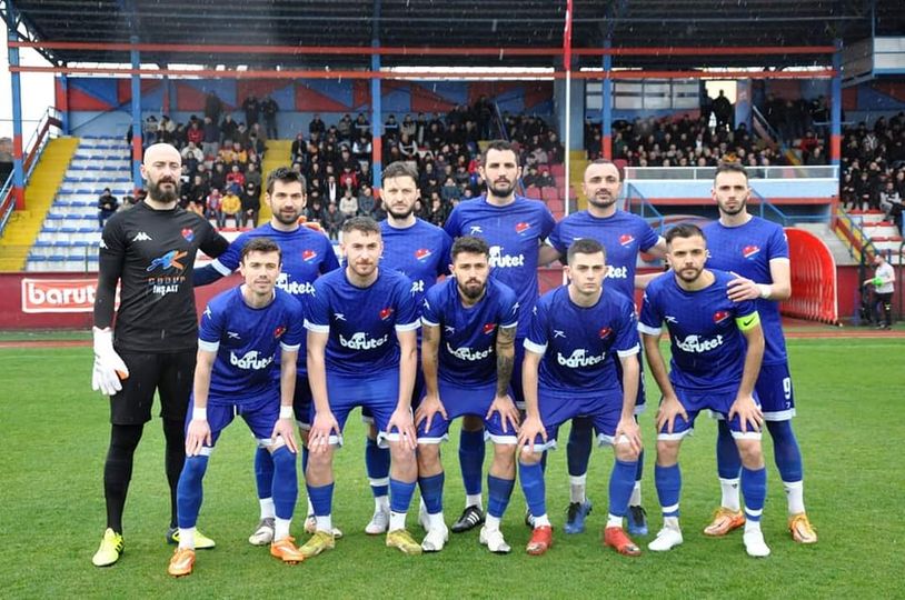 Mustafakemalpaşaspor deplasmanda kazandı