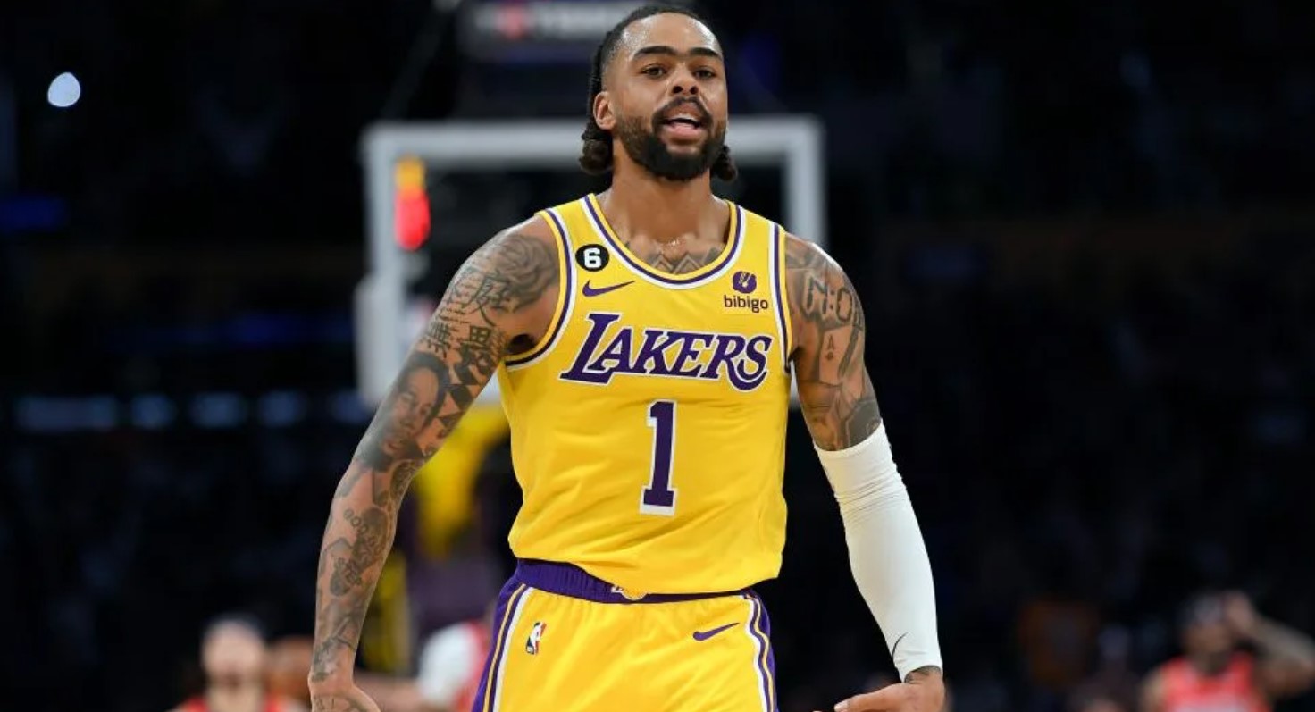 D’Angelo Russell, Lakers'ta jalacak gibi