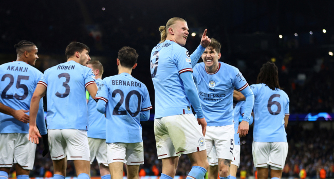 Manchester City abarttı!