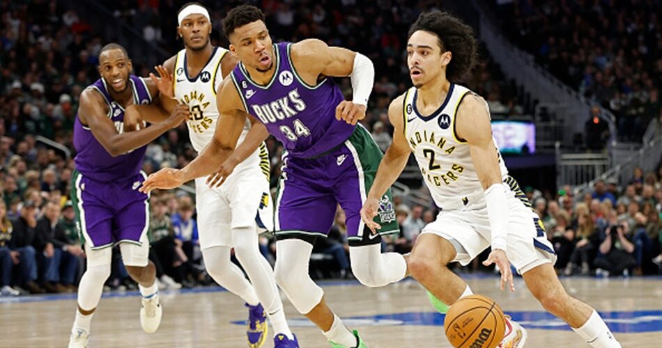 Pacers'tan Bucks sürprizi