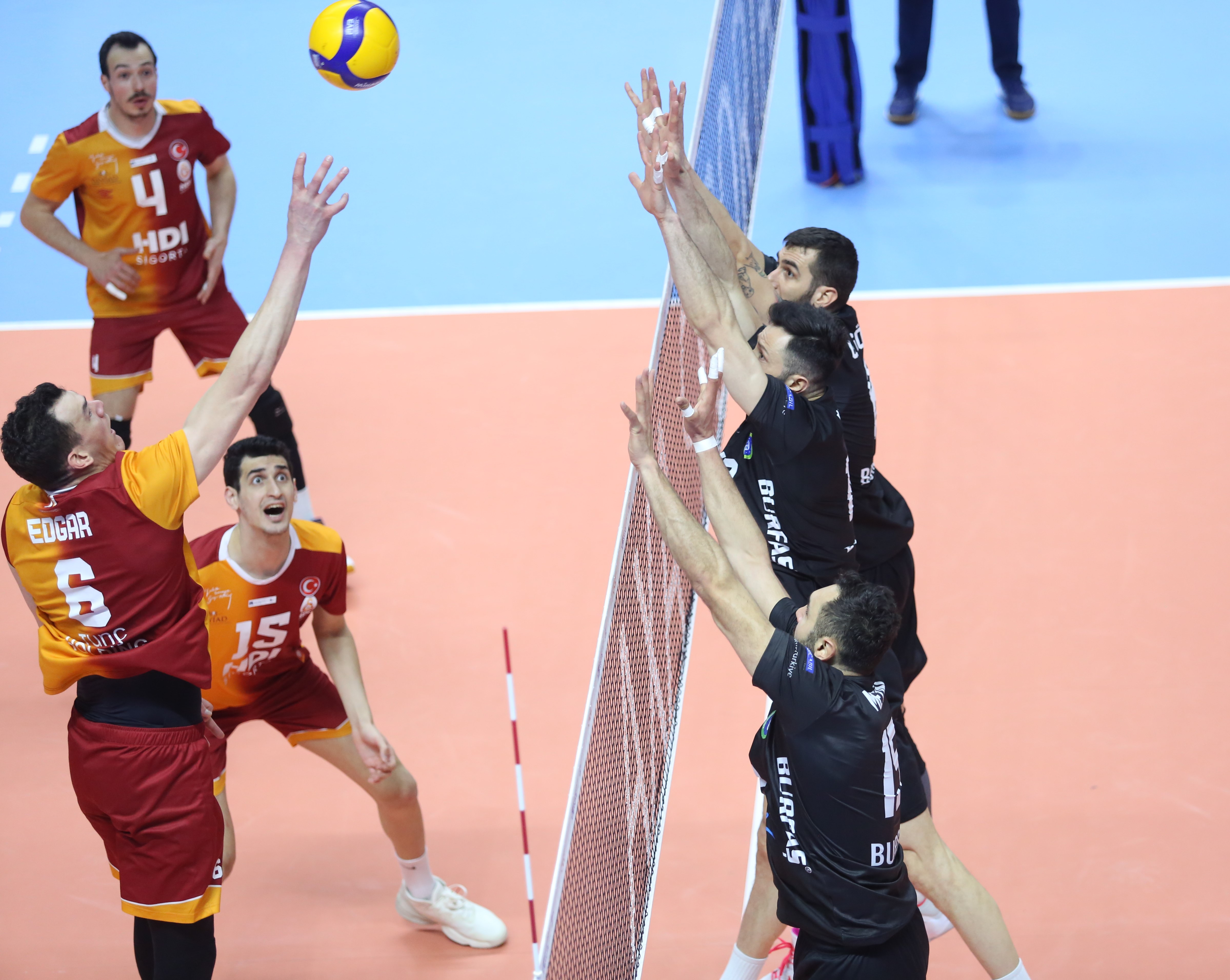 Bursa BB 1-3 Galatasaray HDI Sigorta