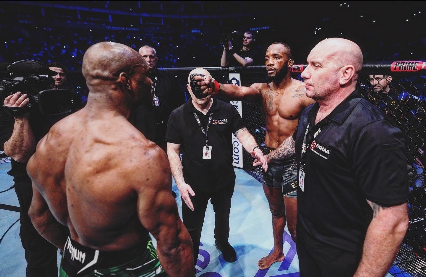 Kemer maçı Leon Edwards'ın