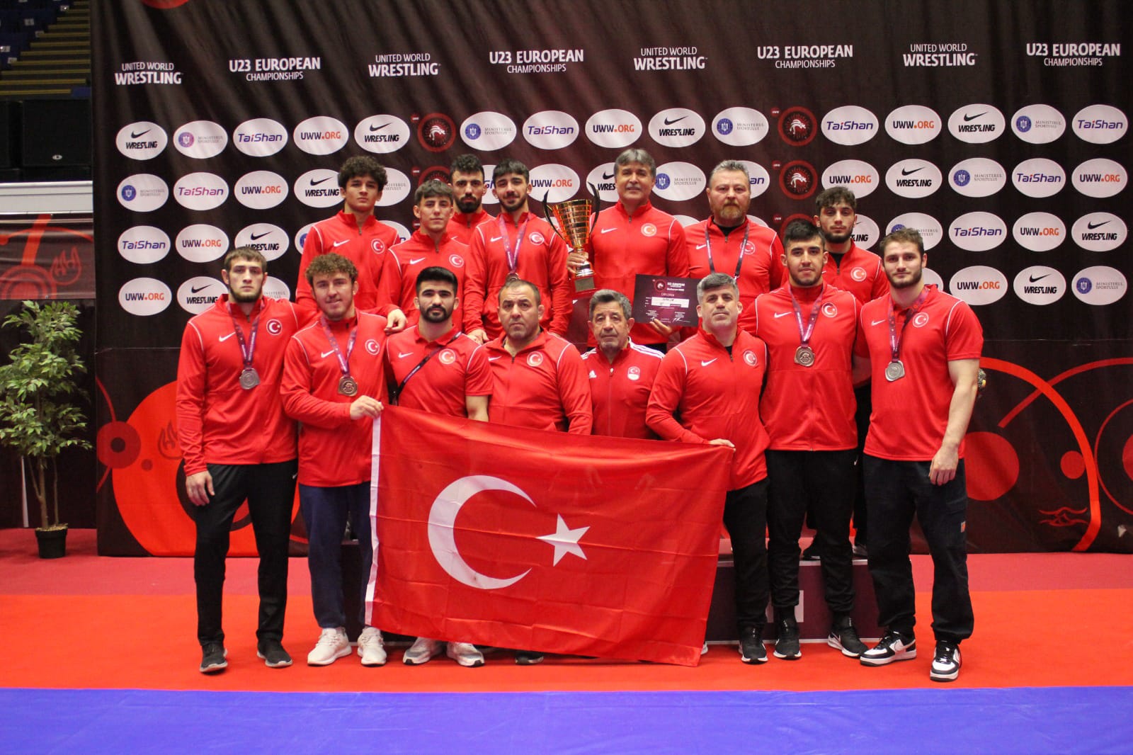 U23 Serbest Güreş Milli Takımımız Avrupa İkincisi