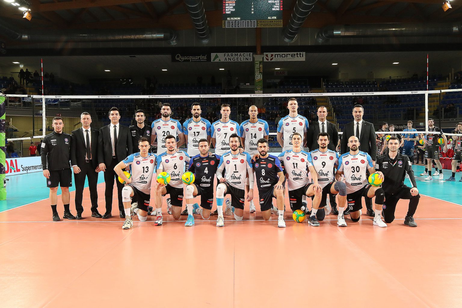 Halkbank, CEV'de yarı final ilk maçına çıkıyor