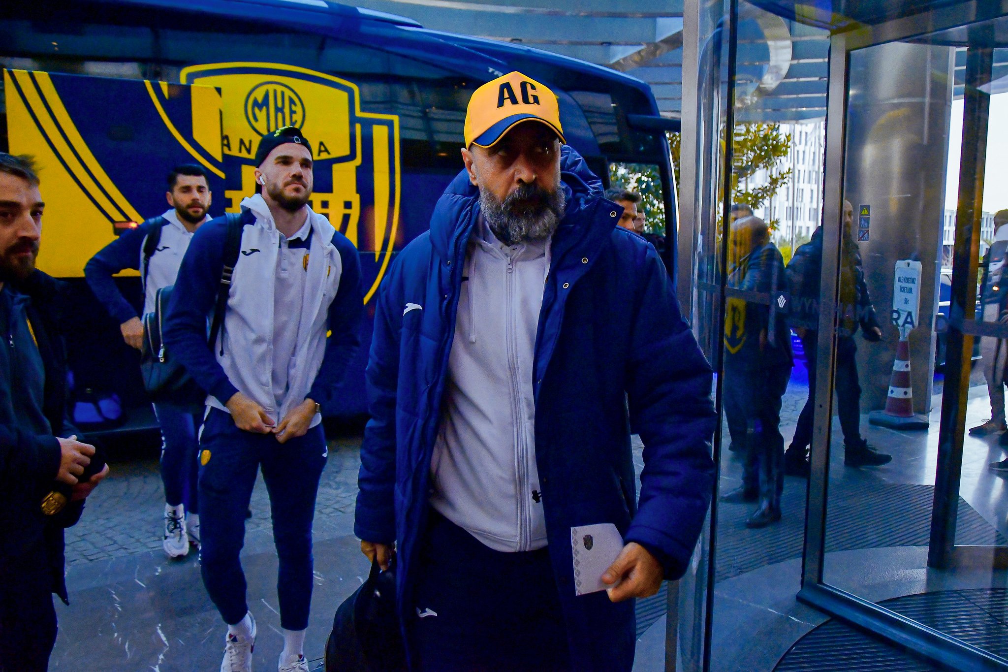 Tolunay Kafkas’tan Bursaspor taraftarına…