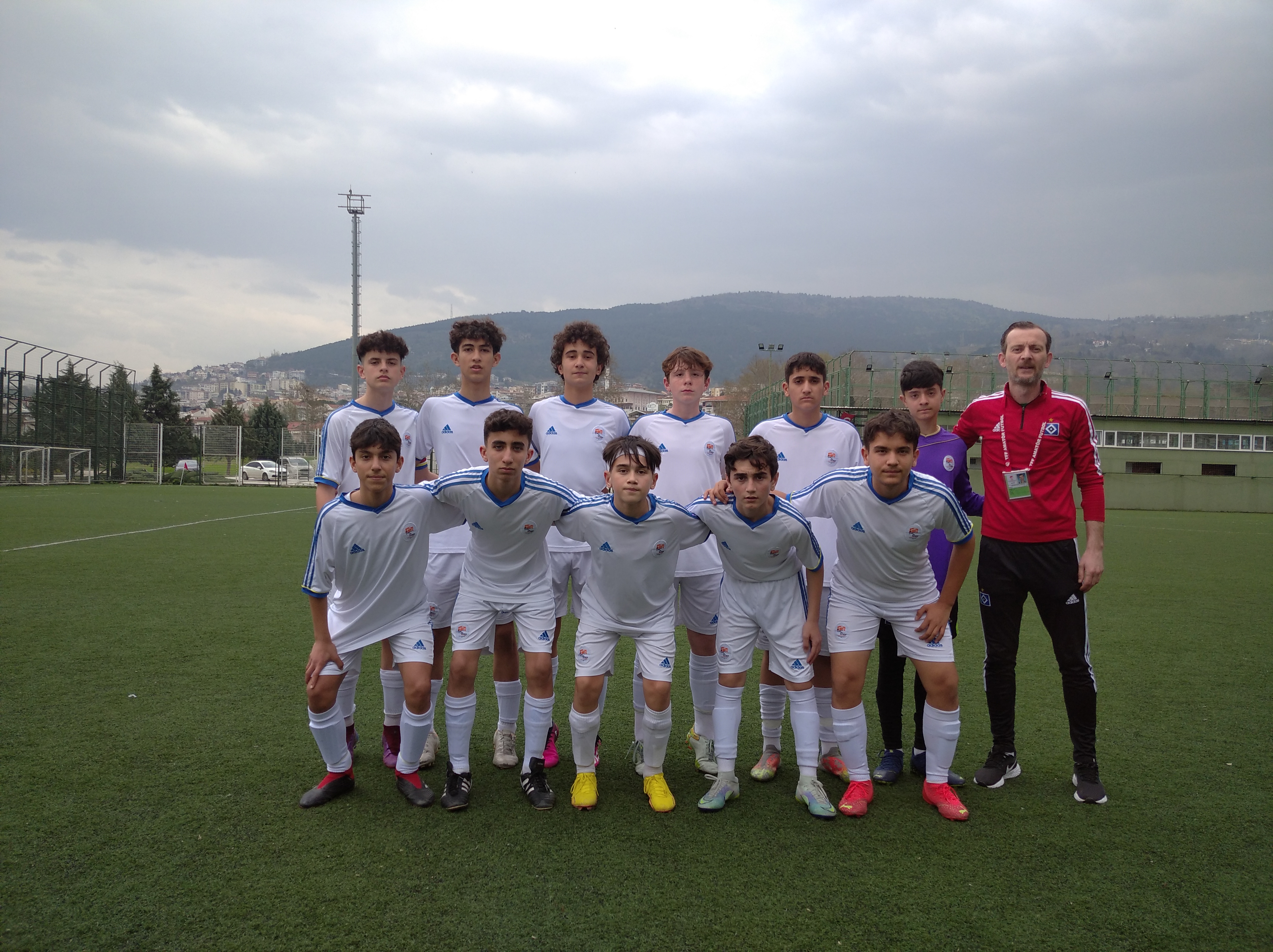 UM Sportif Faaliyetler namağlup devam