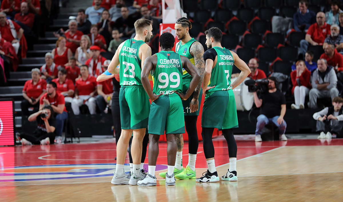 Açılış maçı Frutti Extra Bursaspor'un
