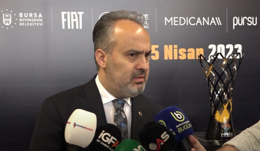Alinur Aktaş: Bursaspor için gecenin 1'inde...