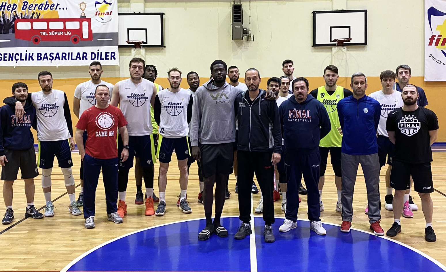 Final Spor’da ayrılık!