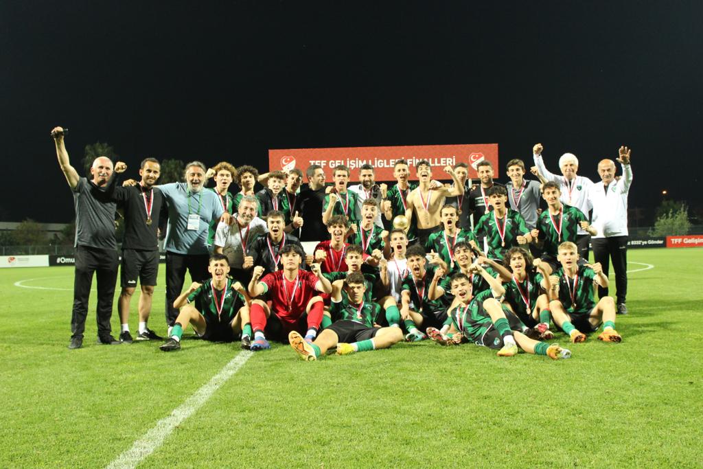 Şampiyon Kocaelispor