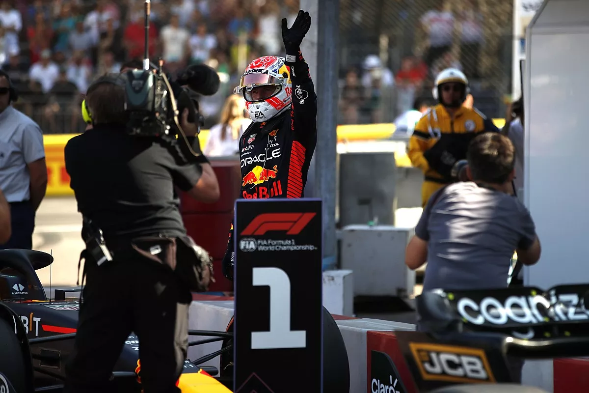 Pole pozisyonu Max Verstappen'in