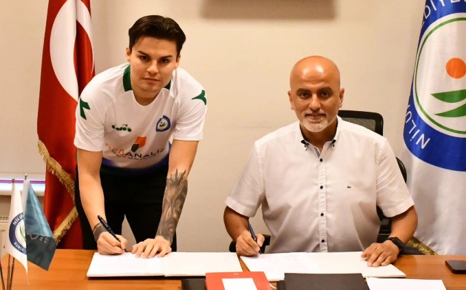 Hasan Basri Ünal'dan yeni imza