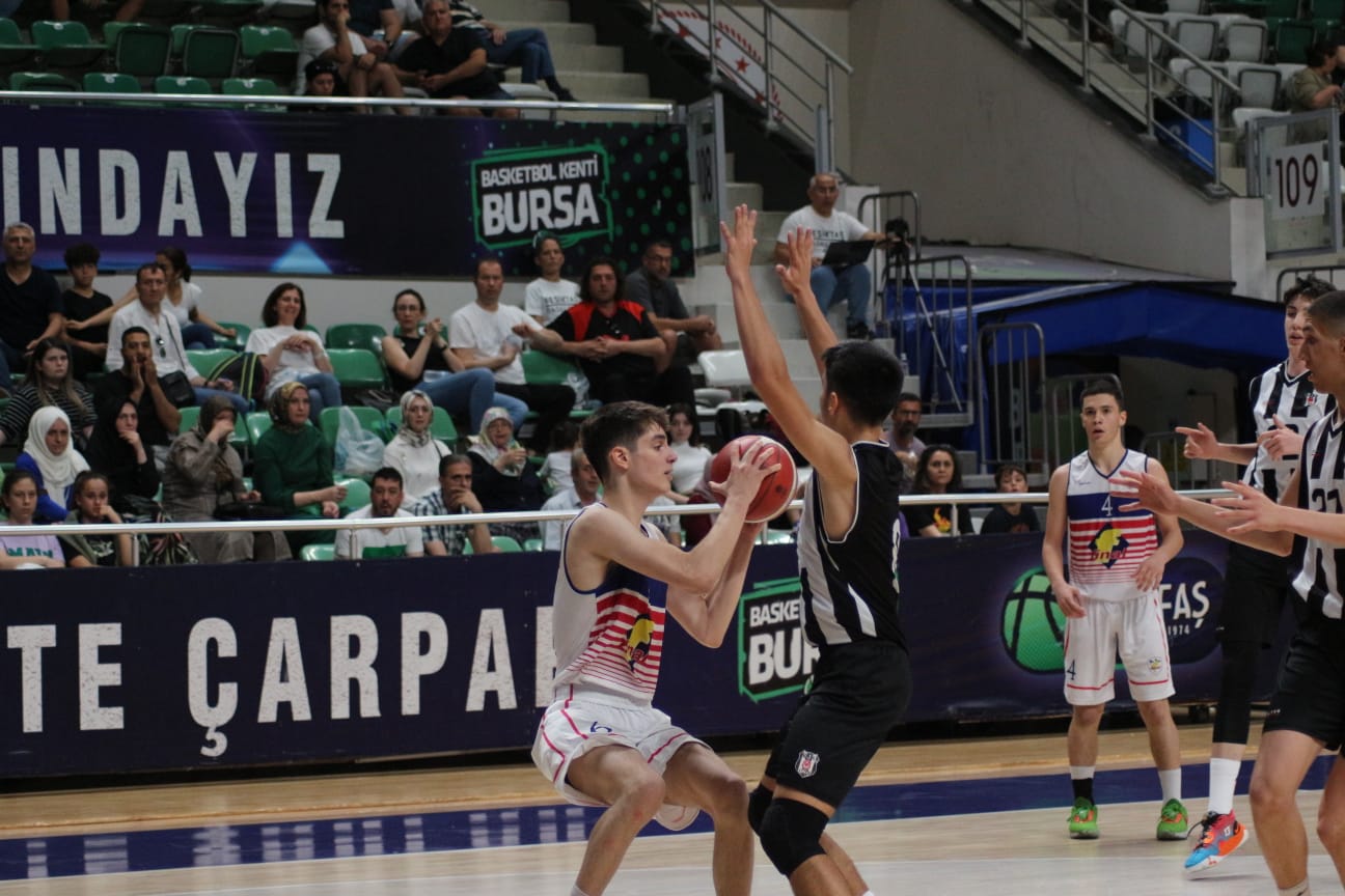 Bursaspor ve Tofaş galip, Final Spor mağlup
