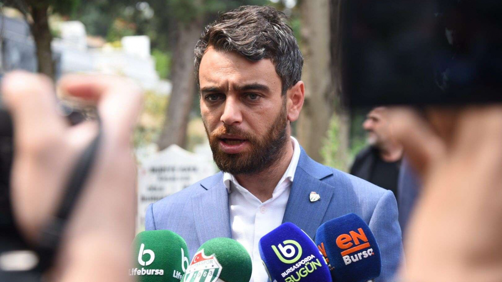 Emin Adanur adaylığını geri çekti