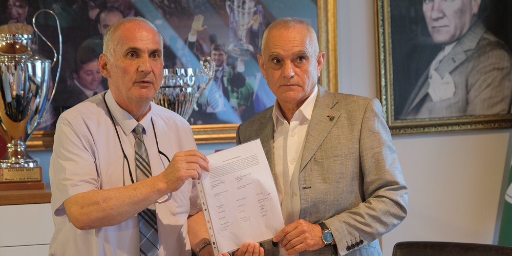 Recep Günay mazbatasını aldı