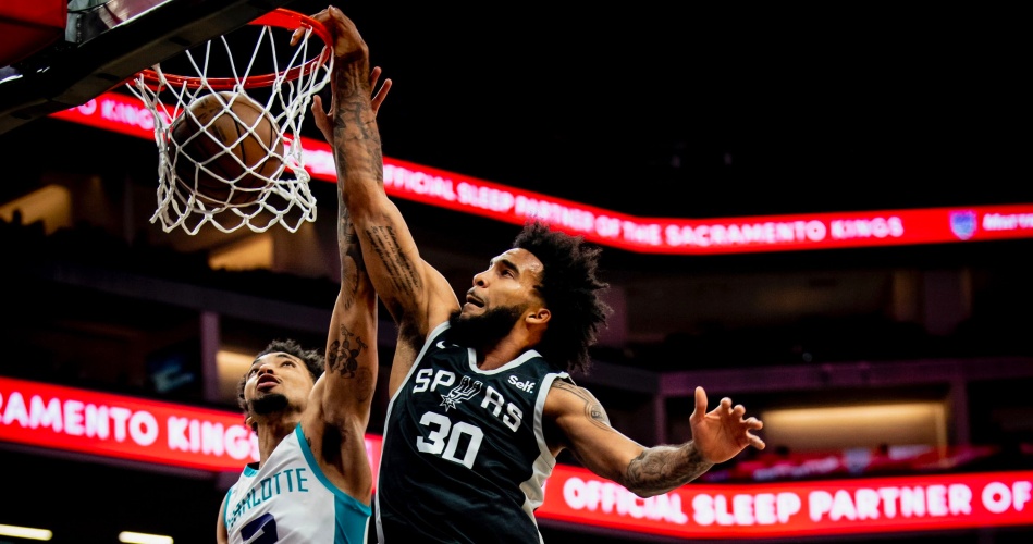 NBA Yaz Ligi: Spurs 98-77 Hornets