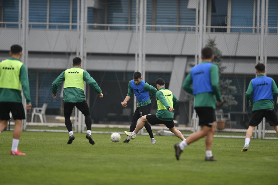 Bursaspor yeni sezonu açıyor