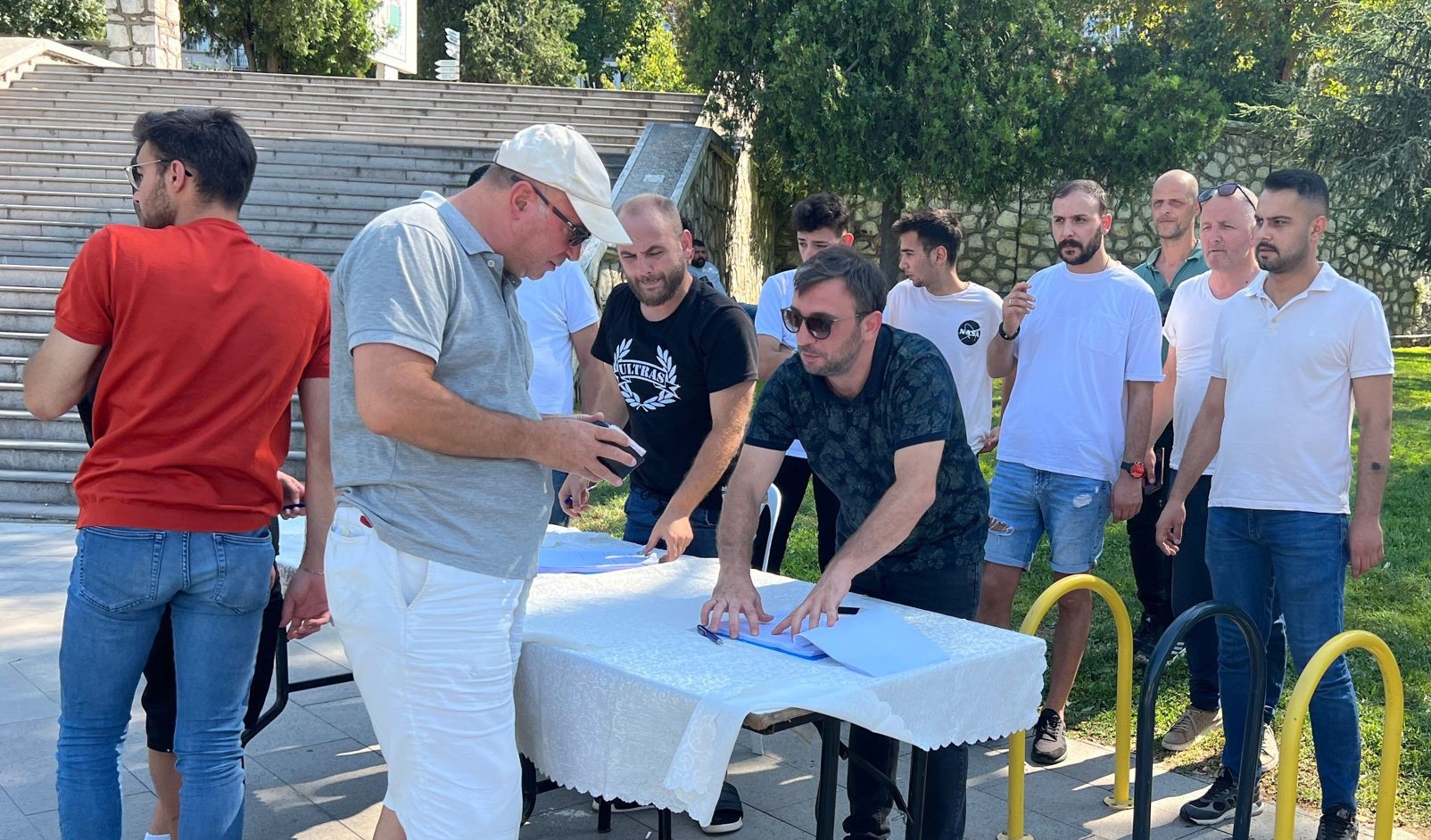 Teksas: İmzalara devam ediyoruz