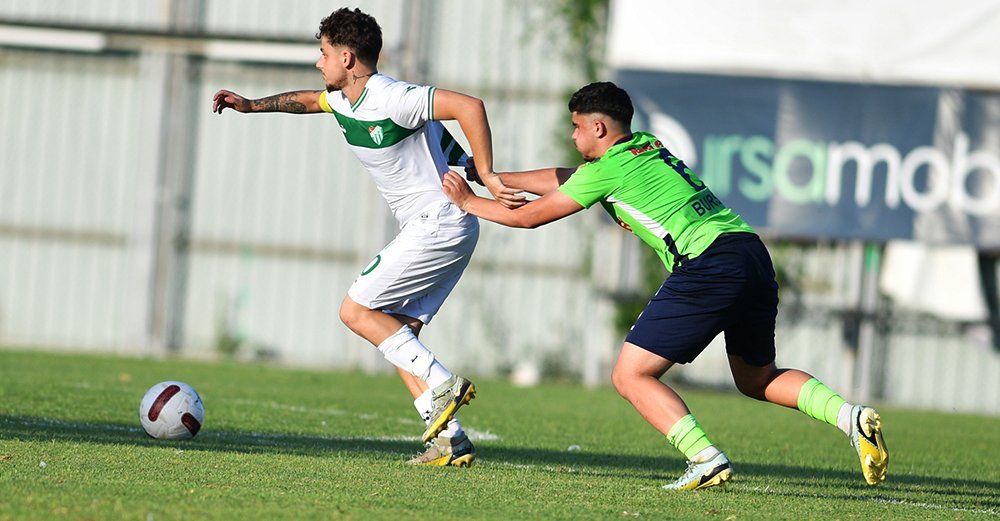 Bursaspor 2 atıp, 2 yedi