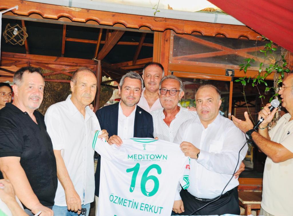 Özmetin Erkut ameliyat oldu