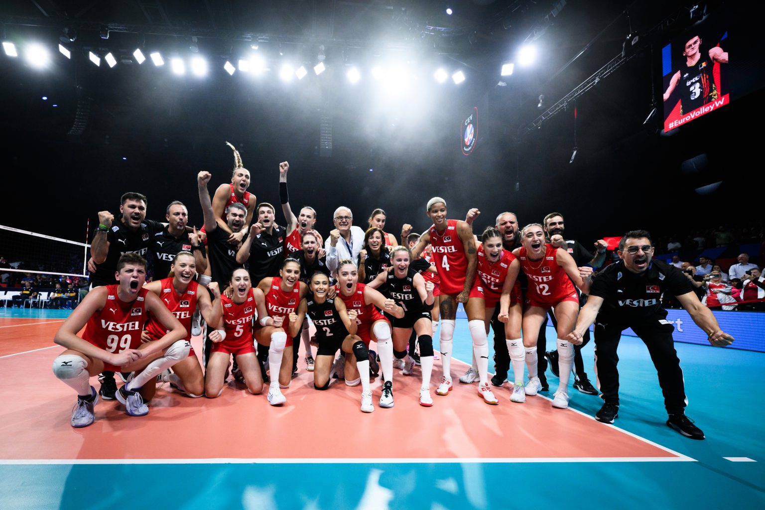 Filenin sultanları finalde!