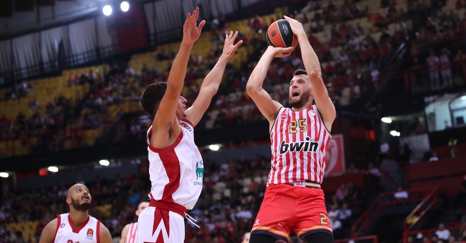 Olimpia Milano, Olympiakos’u geçti