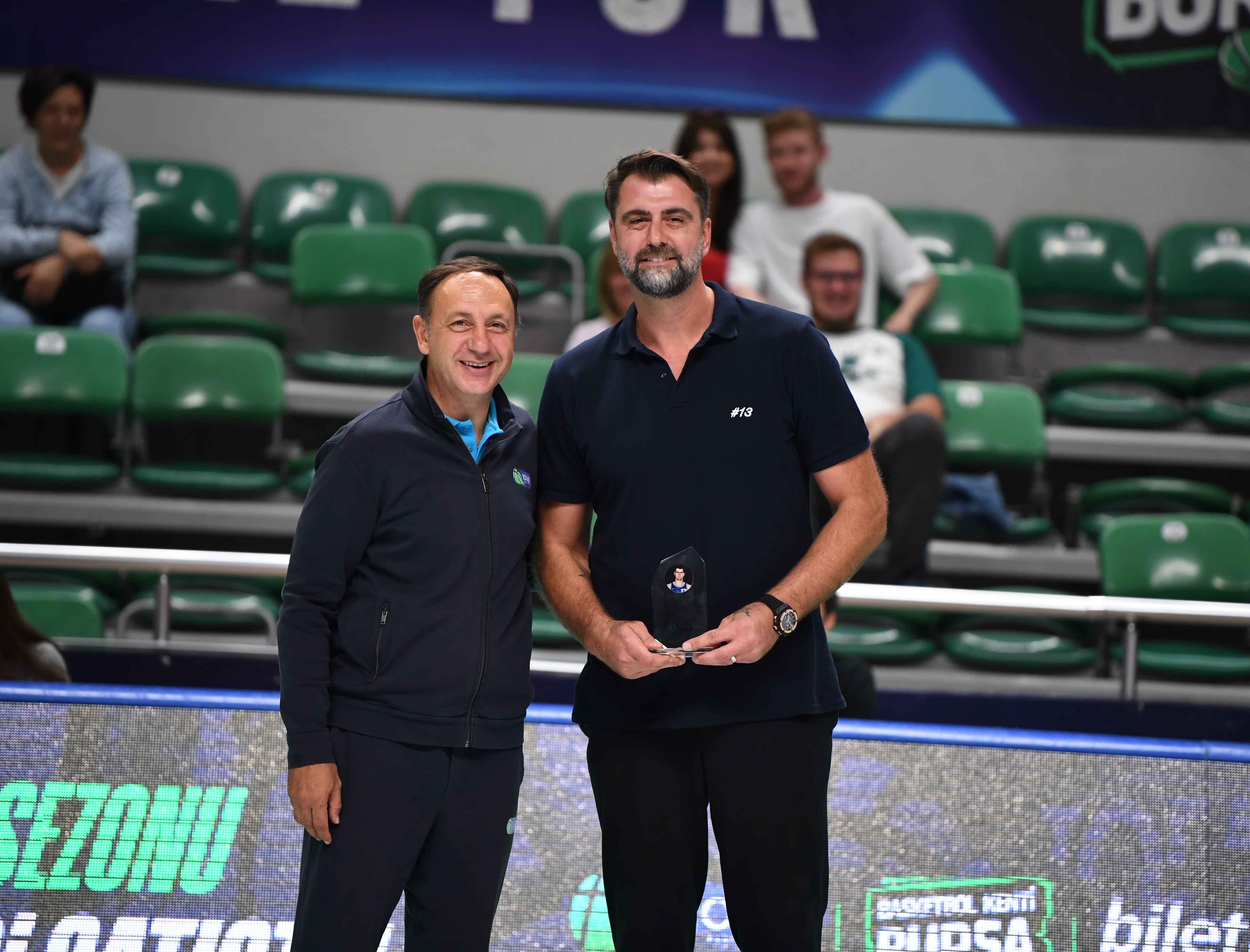 Tofaş'tan Mehmet Okur'a teşekkür