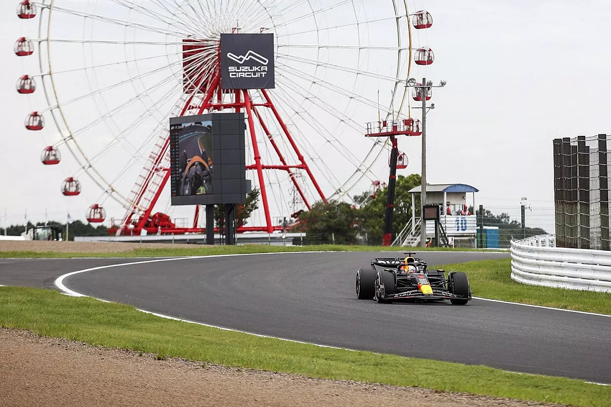 Suzuka'da antrenman seansı Max Verstappen'in