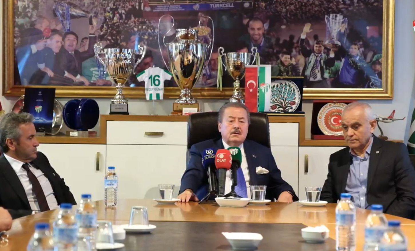 Cavit Çağlar'dan dikkat çeken açıklama!